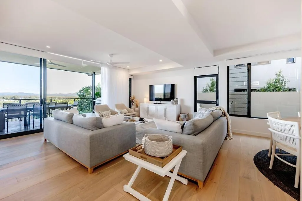 The Hamptons Lake House - Noosa Heads Luxury House Hébergement de vacances