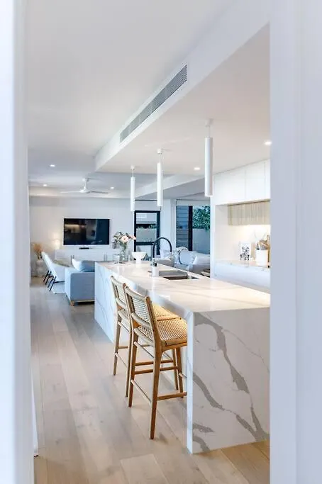 The Hamptons Lake House - Noosa Heads Luxury House Hébergement de vacances