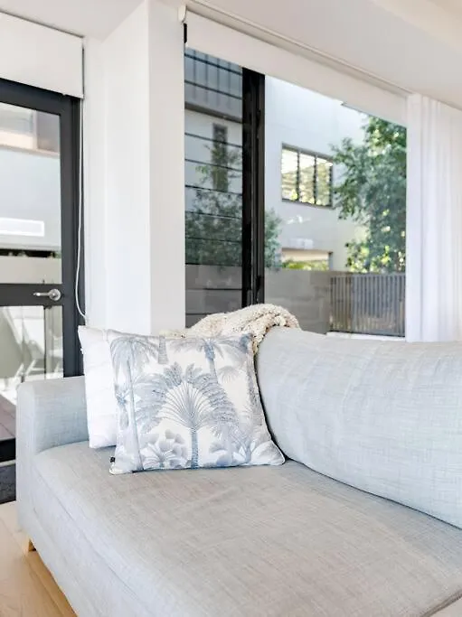 The Hamptons Lake House - Noosa Heads Luxury House 0*,