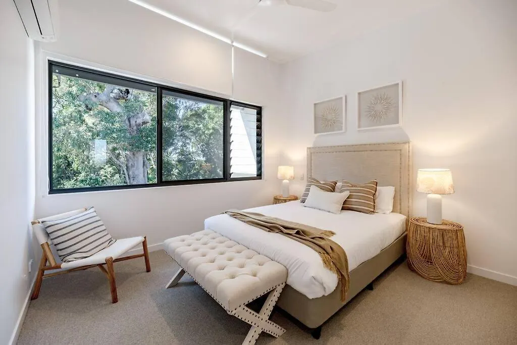The Hamptons Lake House - Noosa Heads Luxury House Hébergement de vacances